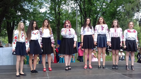 До Дня Києва в парку Кіото пройшов святковий концерт