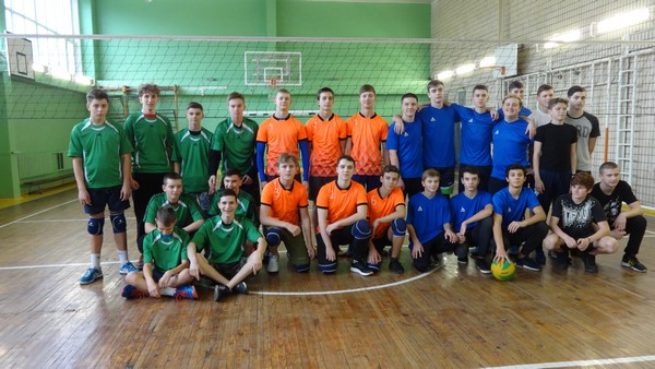 Збірна команда хлопців ЕПЛ взяла участь у районних змаганнях з волейболу «Шкільна волейбольна ліга України»